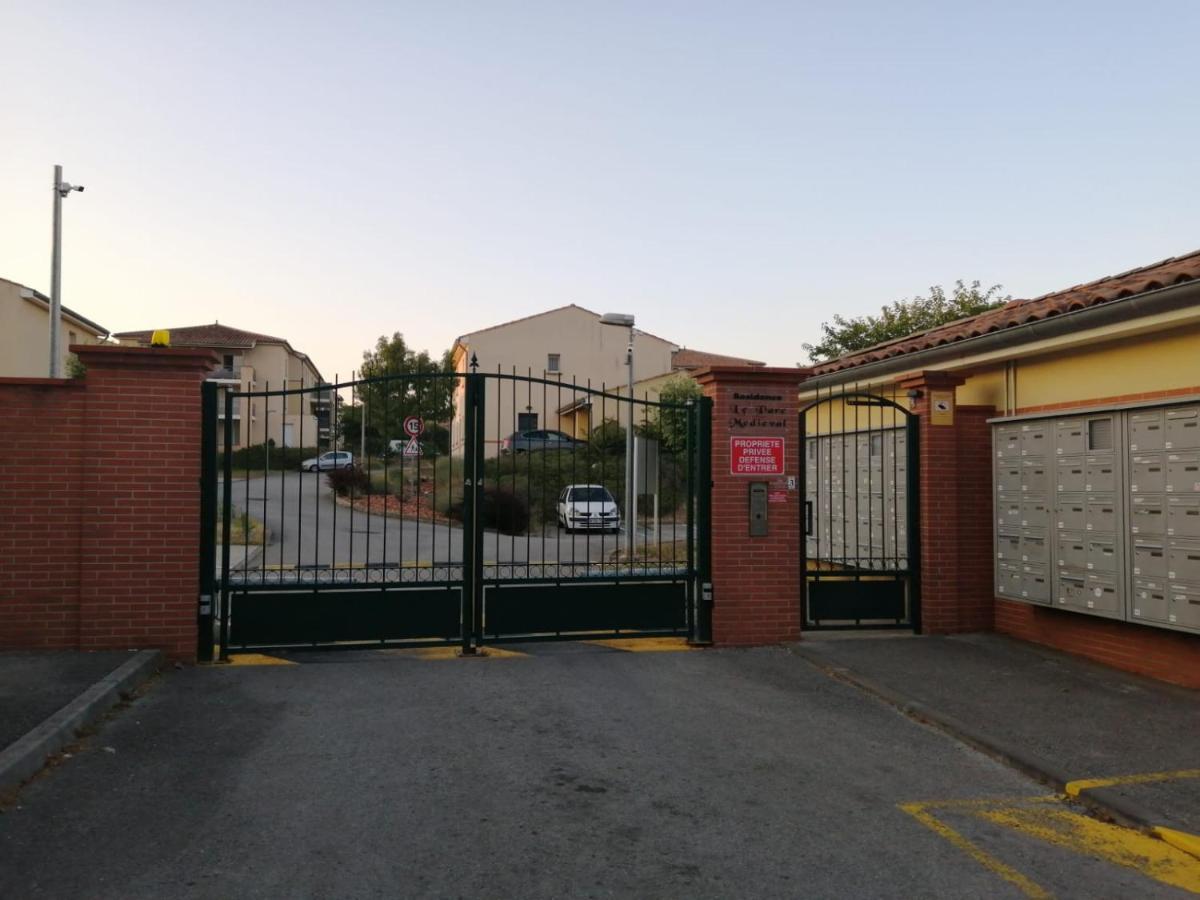 Apartamento Le Cocon De Marie,Piscine, Balcon, Parking Gratuit, Baignoire Carcasona Exterior foto
